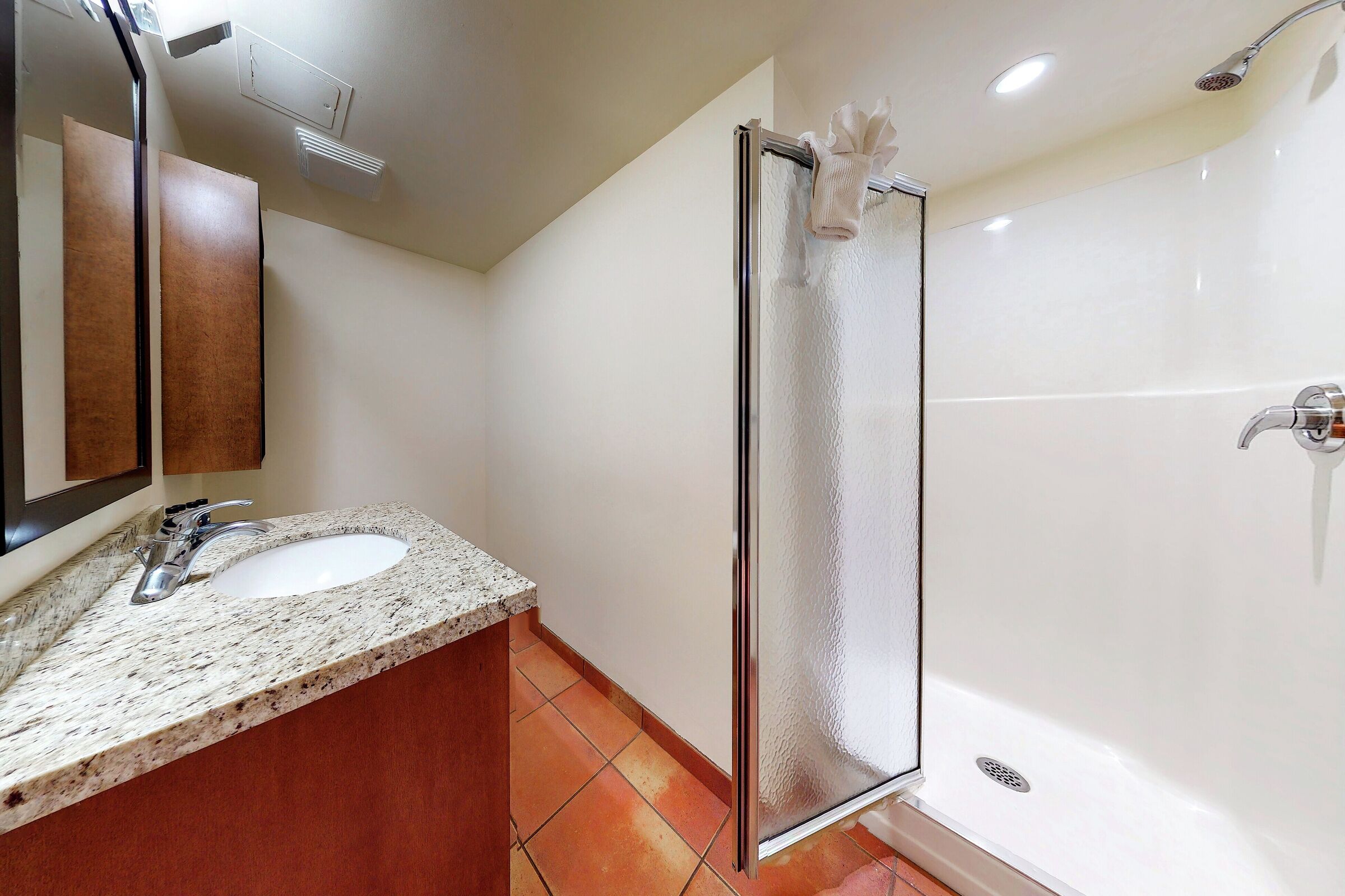 #310 - Studio Bathroom