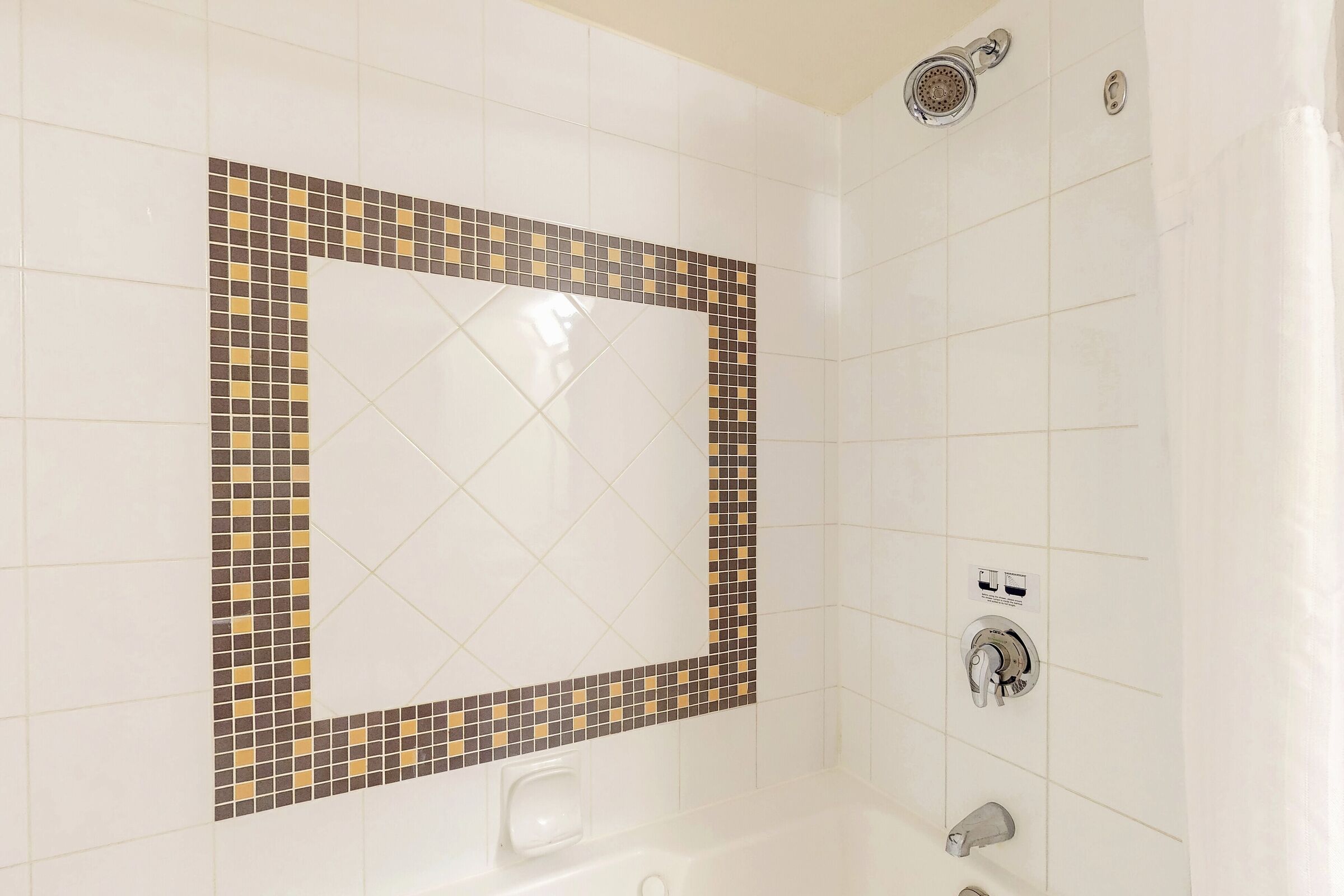 #411 - Studio Bathroom
