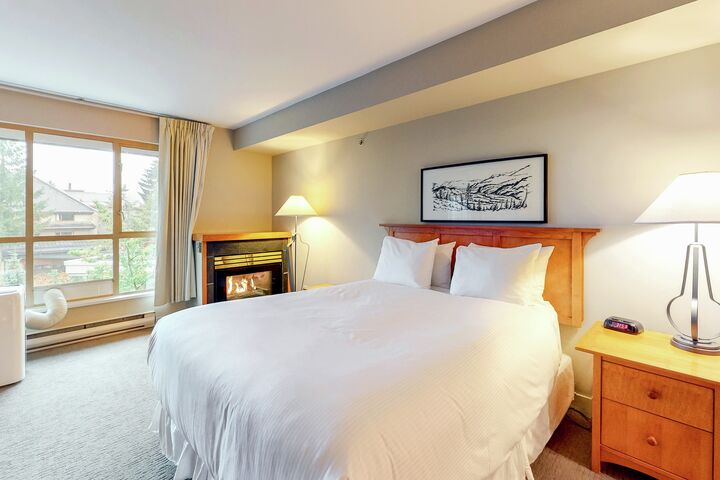 #411 - Studio Sleeping Area