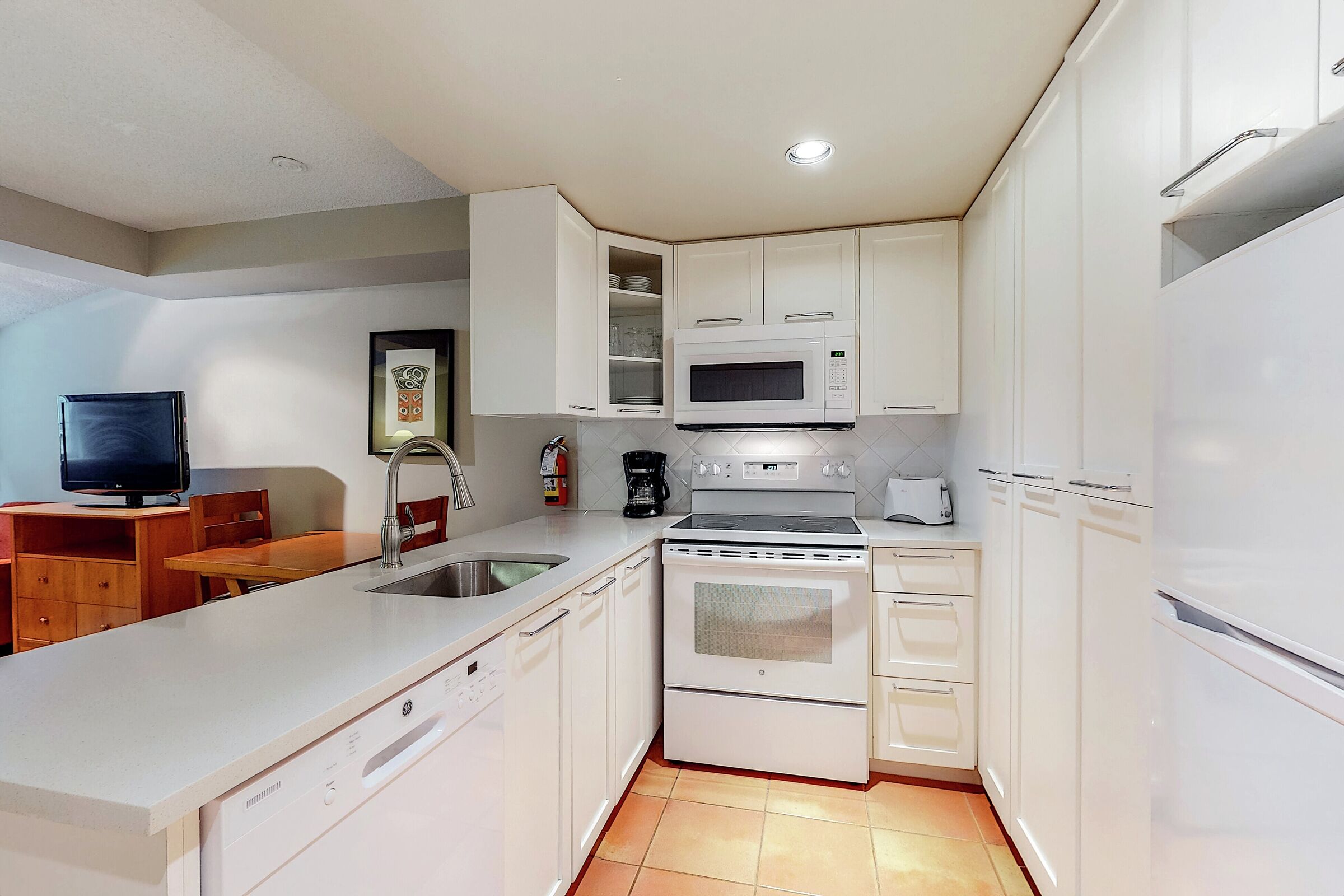 #525 - Kitchen
