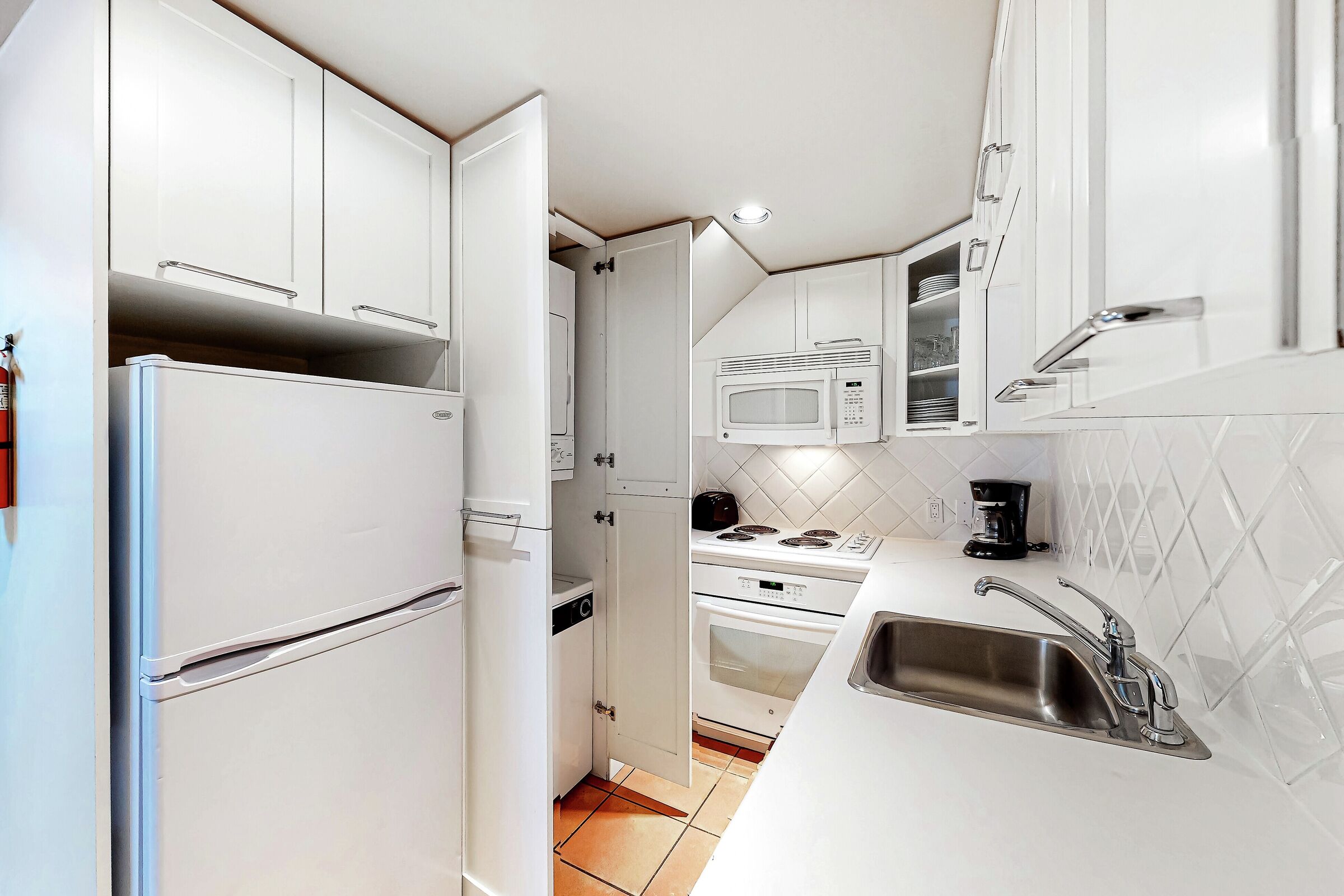 #614 - Kitchen