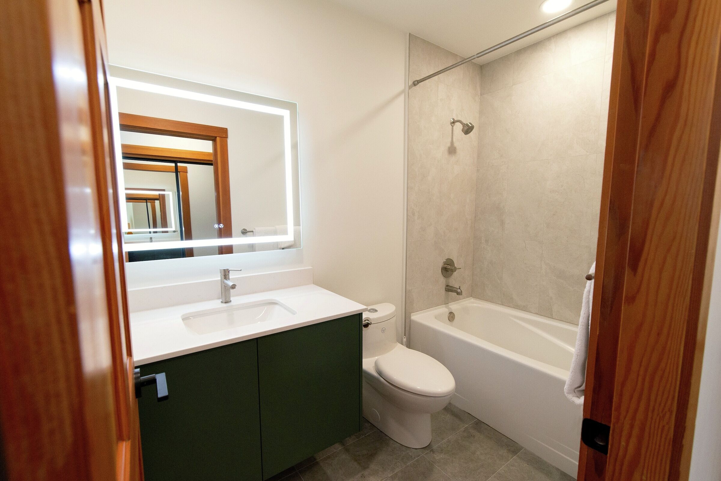 Master Ensuite Bathroom