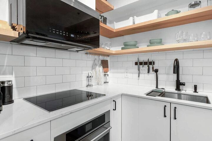 #12 - Kitchen
