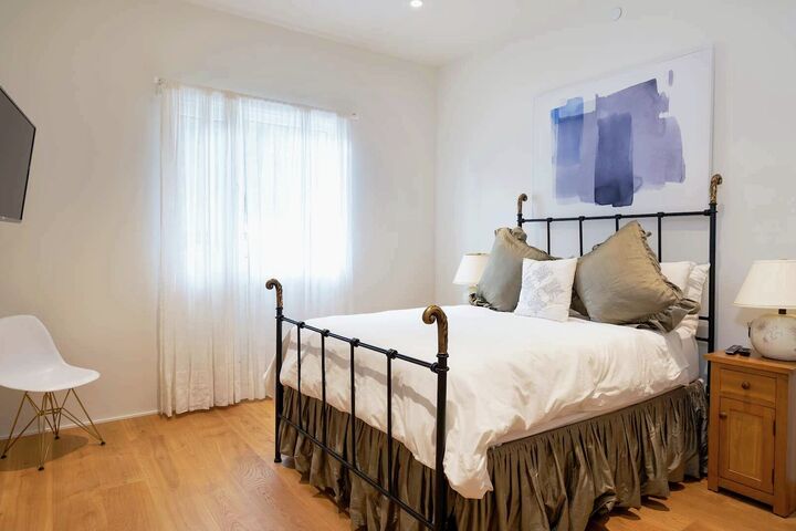 3 Bdrm 3.5 Bath HT - Bedroom
