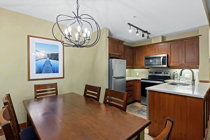 #102 - Dining Area