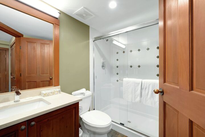 #215 - Bathroom