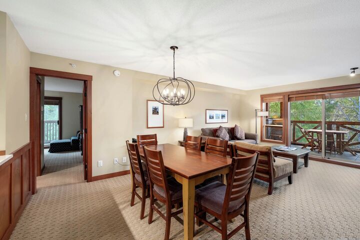 #304 - Dining Area