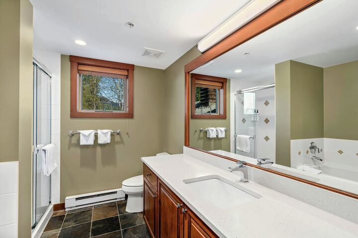 #401 - Master Ensuite Bathroom