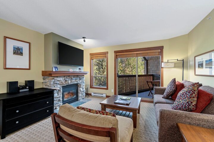 #401 - Living Area
