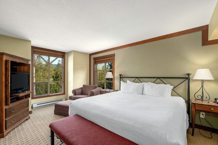 #401 - Master Bedroom