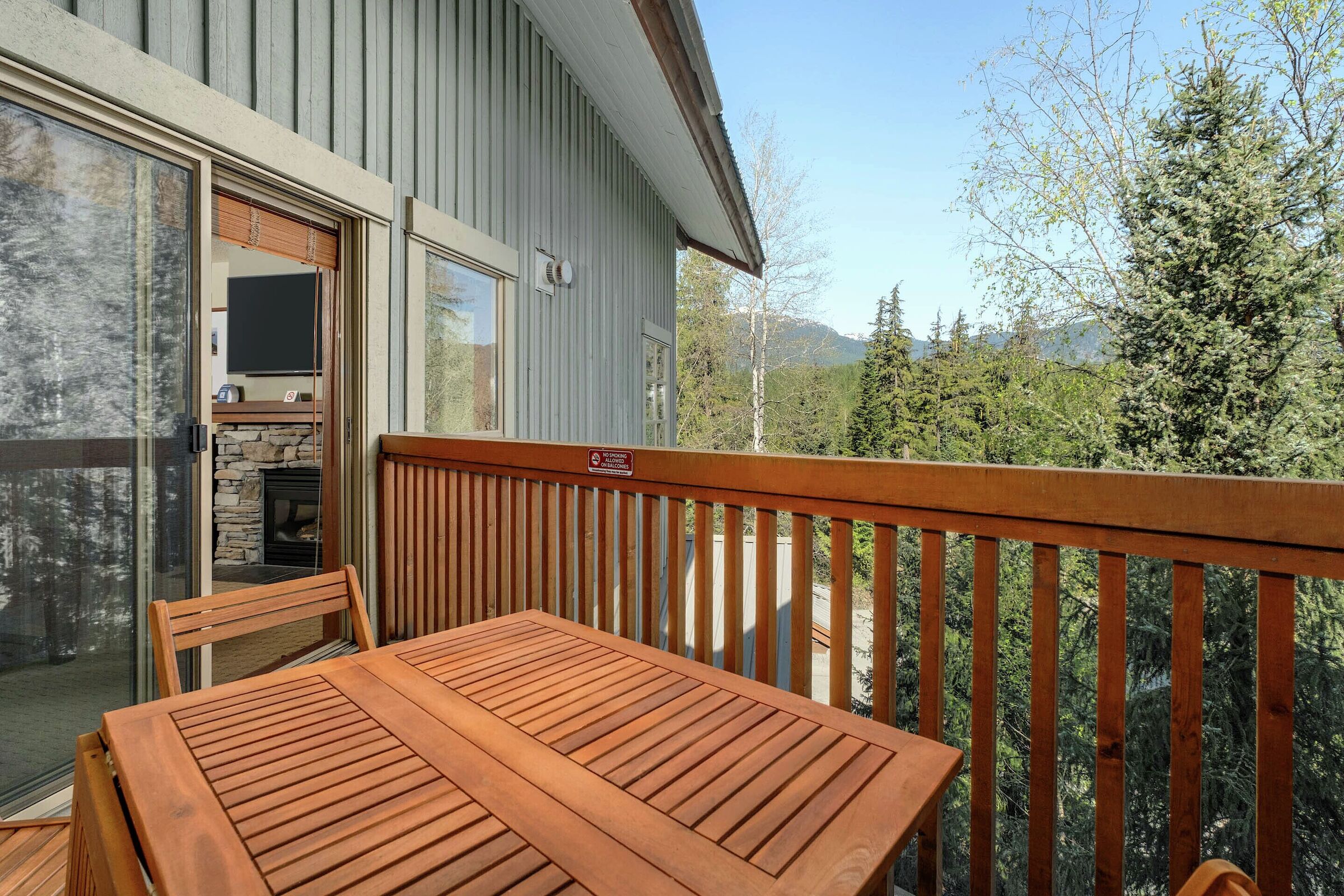 #401 - Balcony