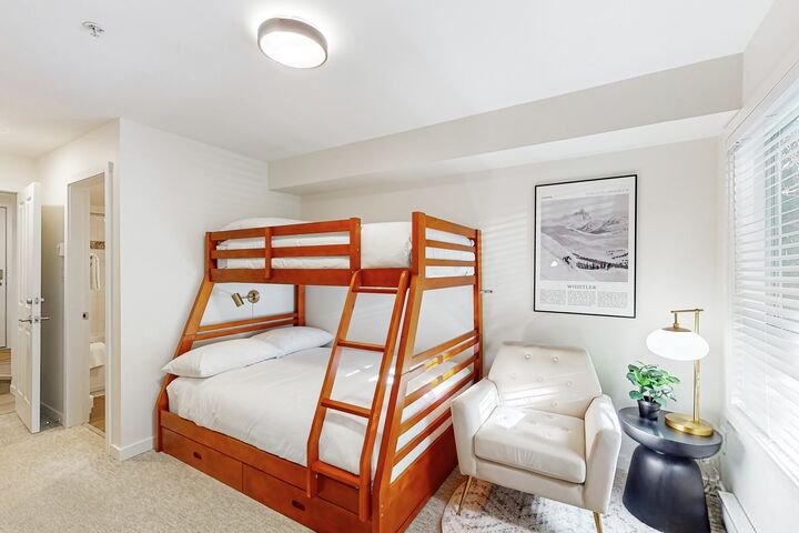 #122 - Bedroom