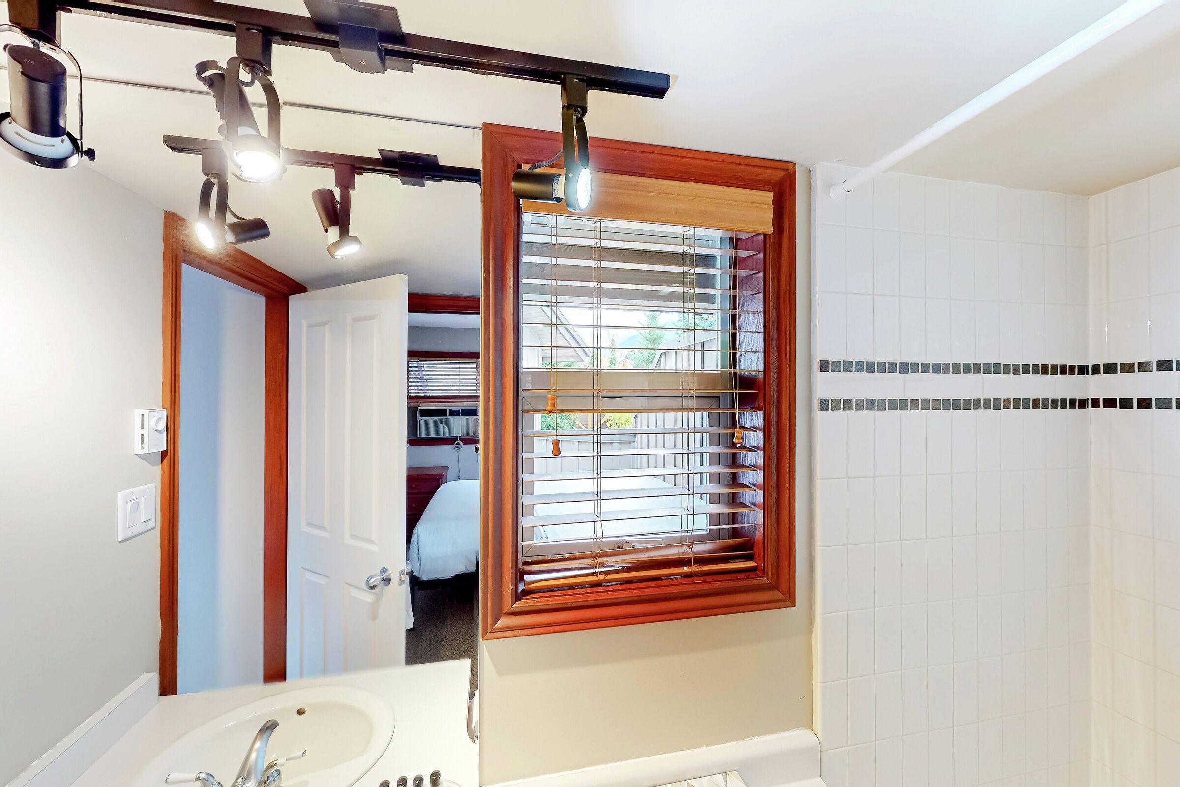 Master Ensuite Bathroom