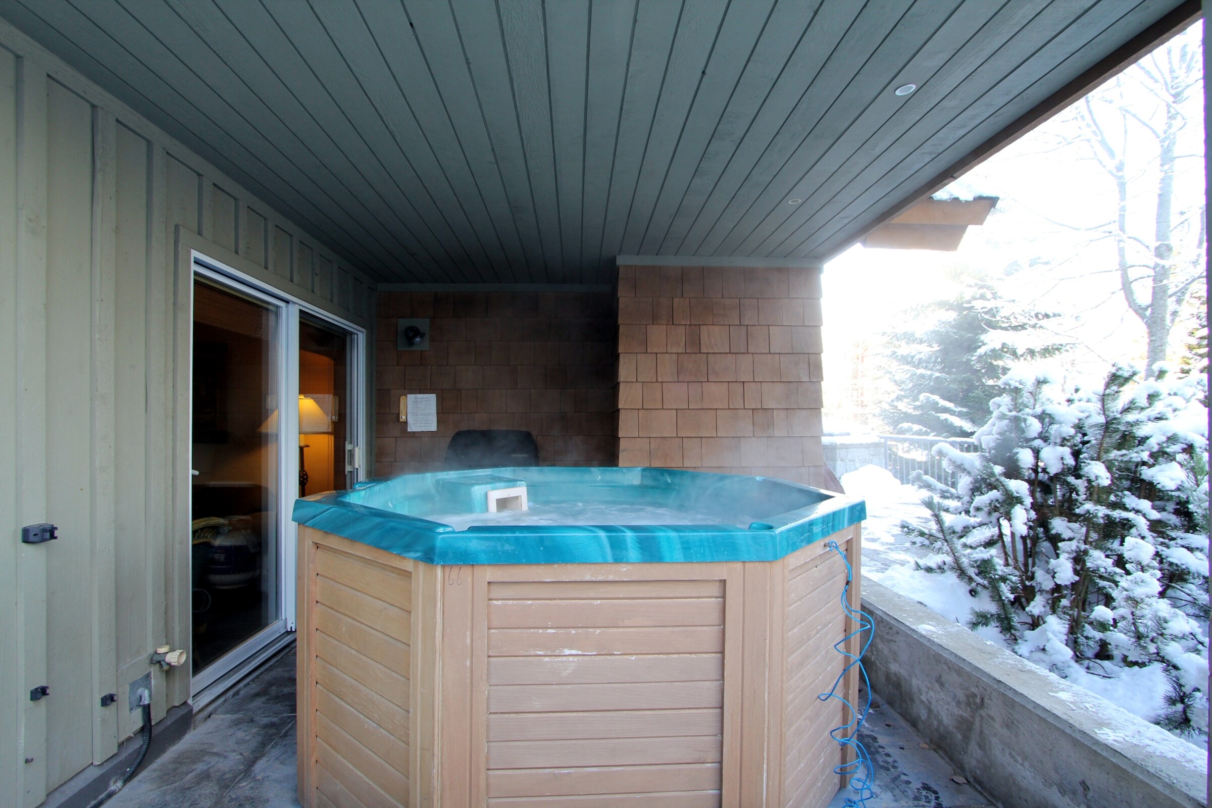 Outdoor Hot Tub