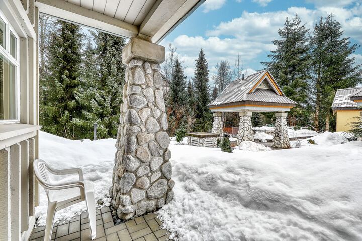 #35 - Patio
