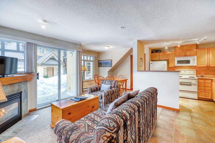 #35 - Living Area