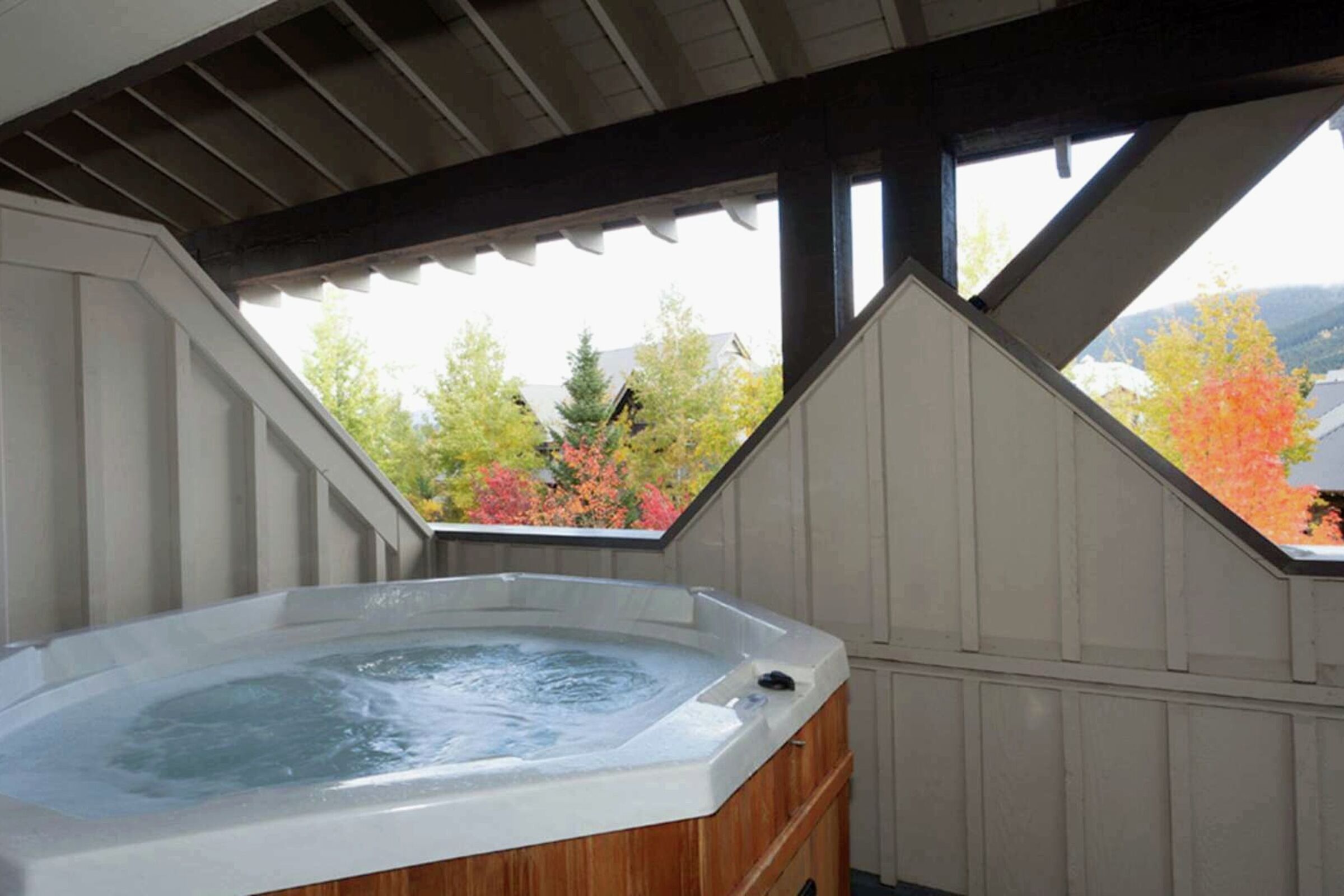 Balcony with Hot Tub