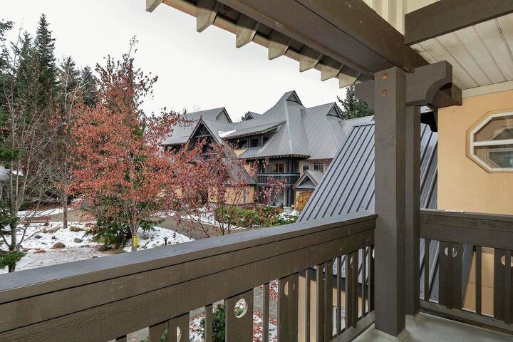 #76 - Balcony