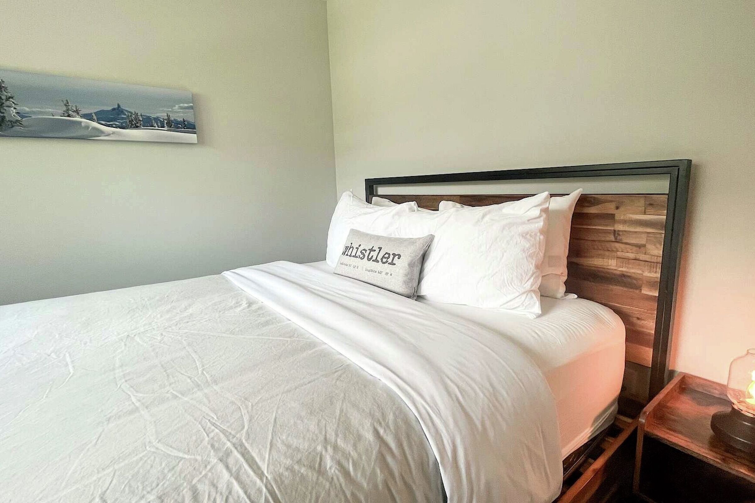 401 - Bear - Bedroom