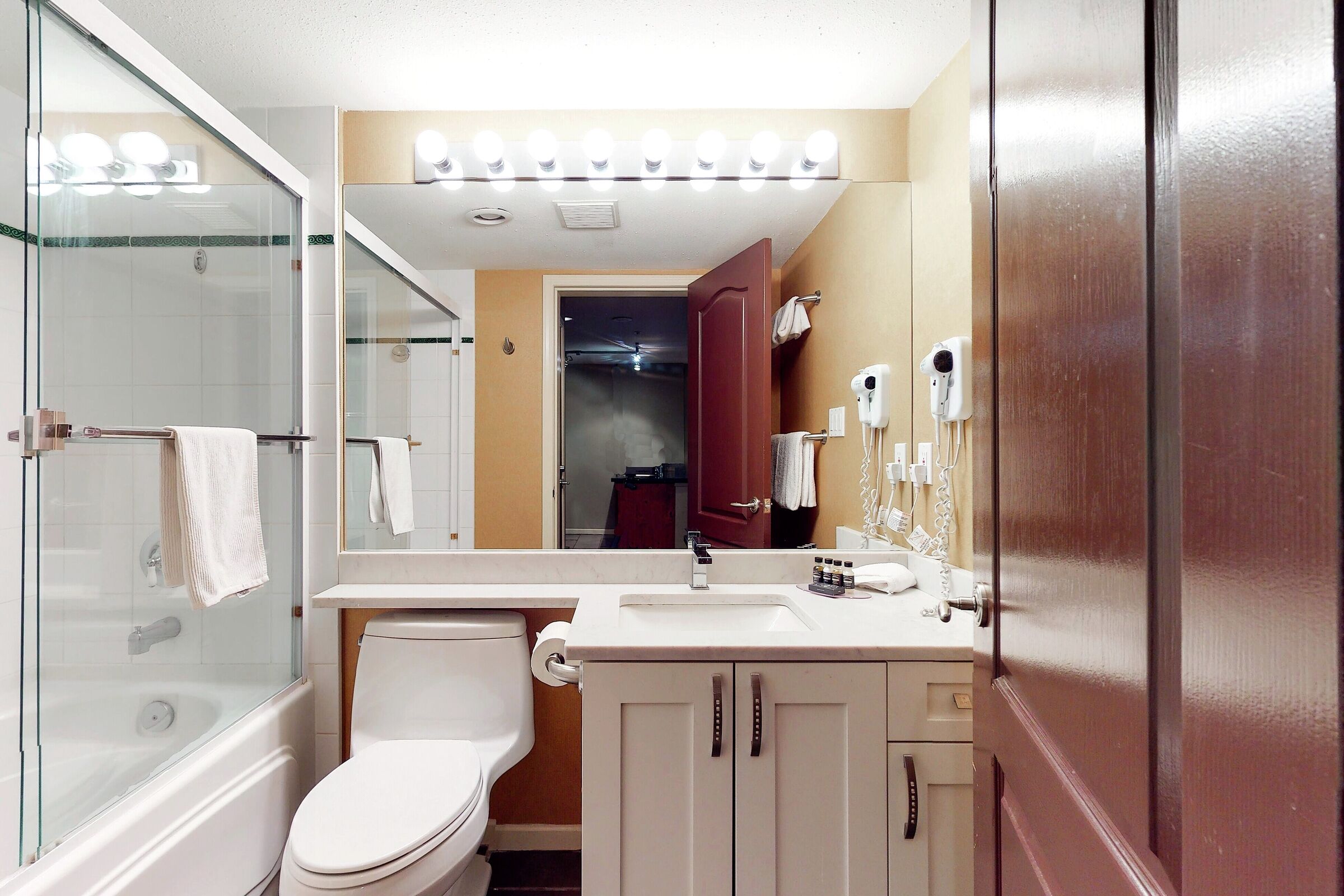 #302 - Bathroom