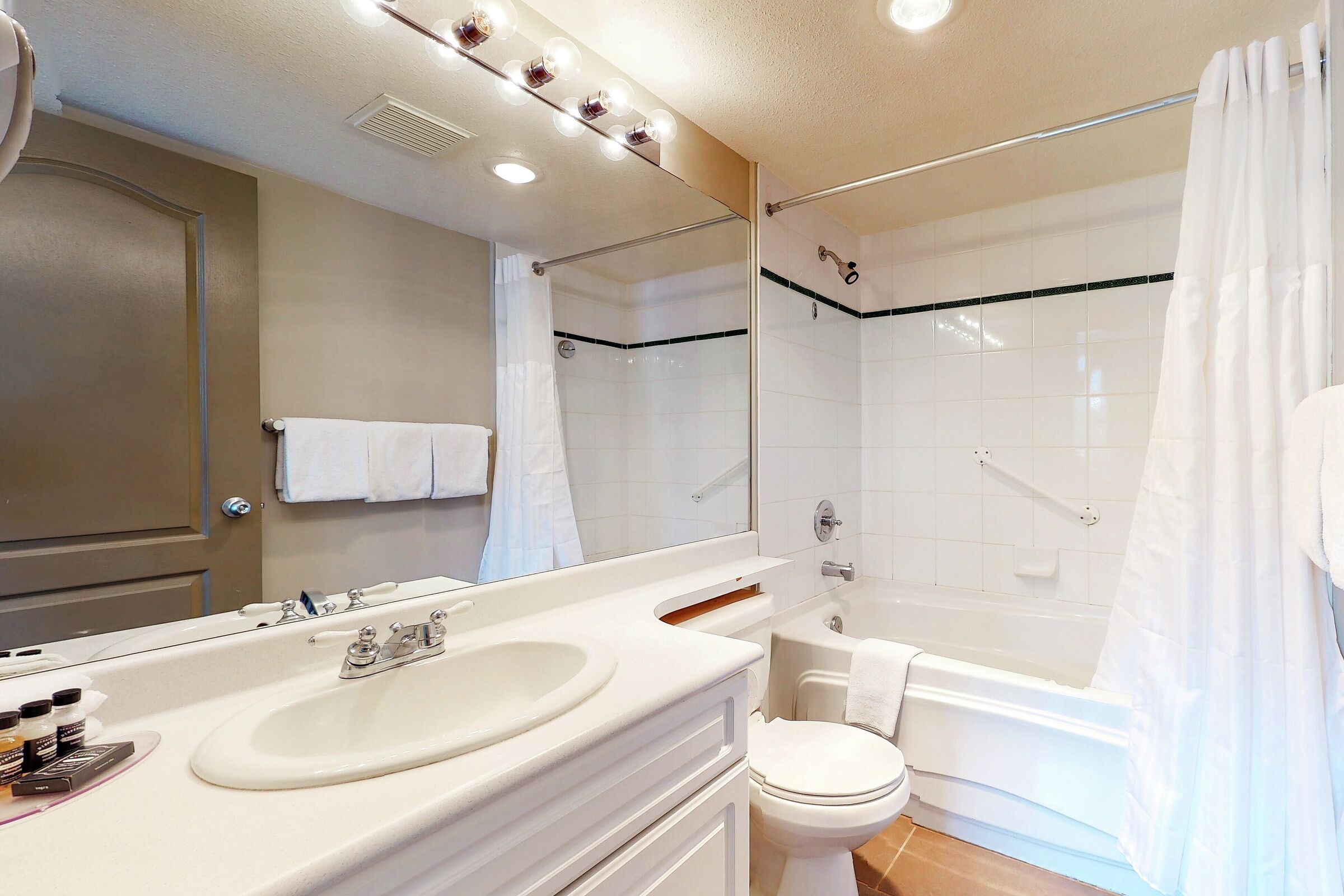 Master Ensuite Bathroom