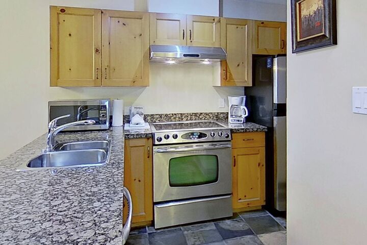 #252 - Kitchen