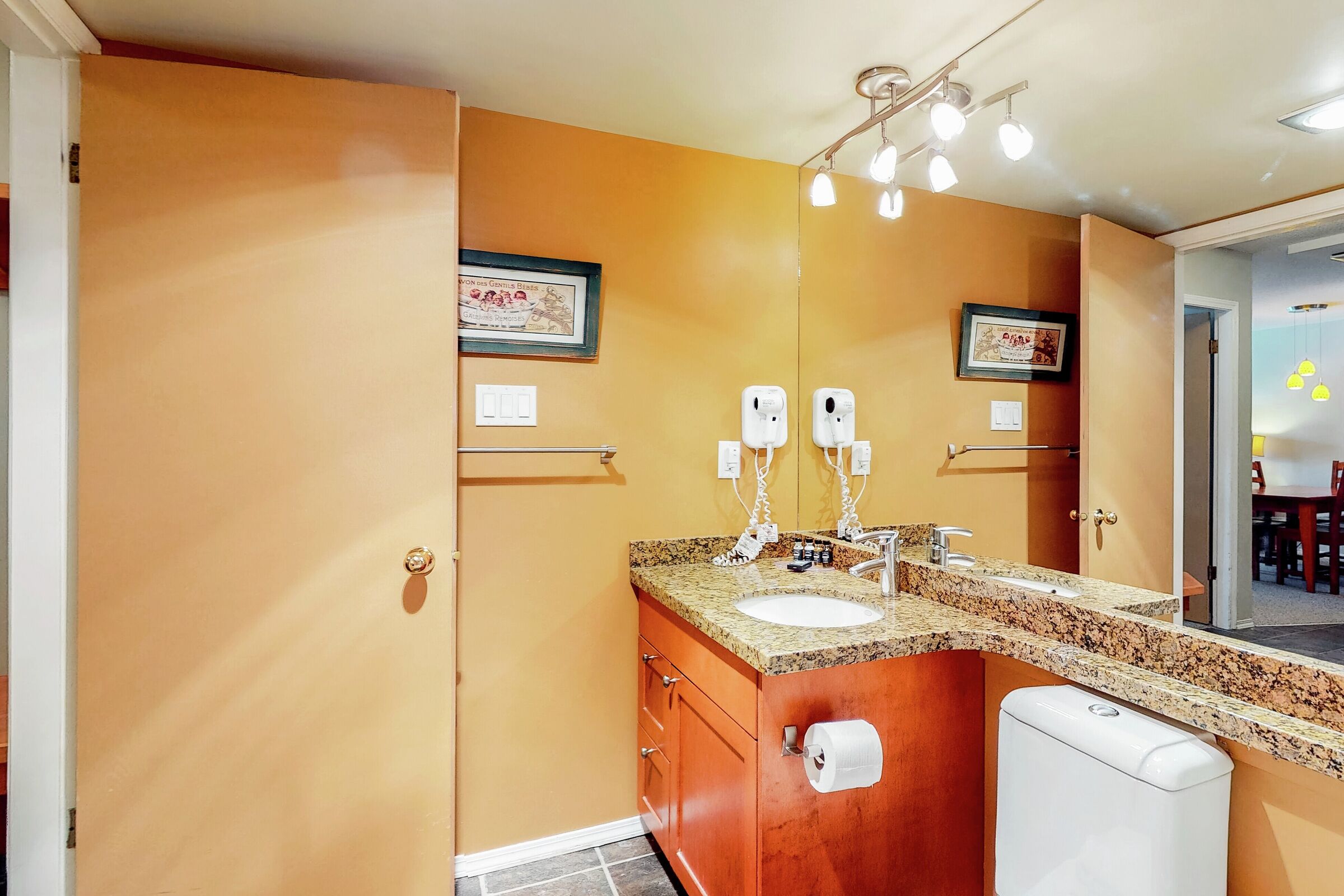 #251 - Bathroom