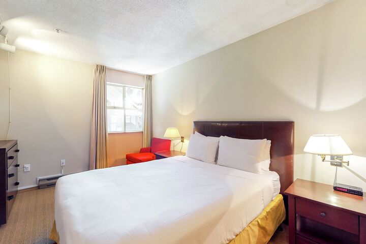 #341 - Bedroom
