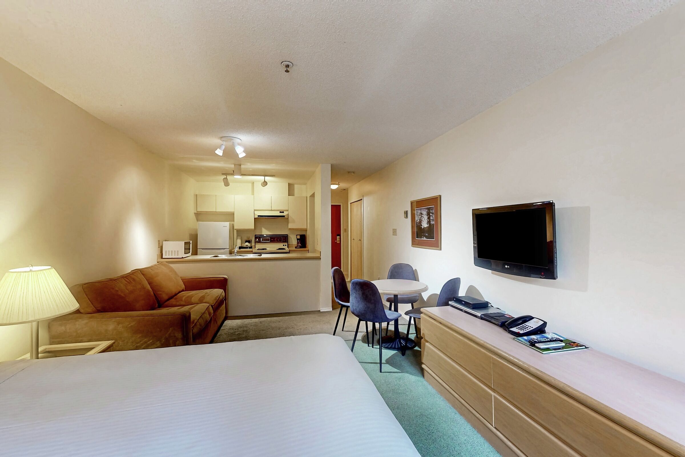 #234 - Studio Sleeping Area