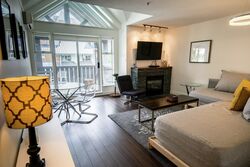 #338 - Living Area & Dining Area