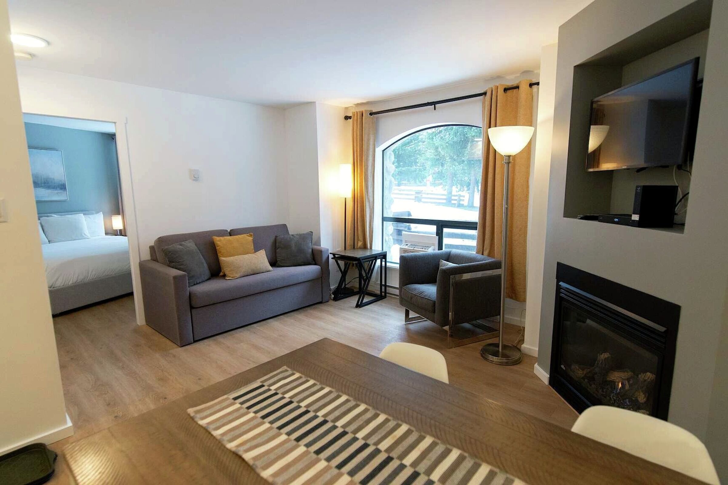 #214 - Living Area