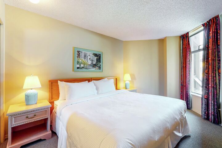 #422 - Bedroom