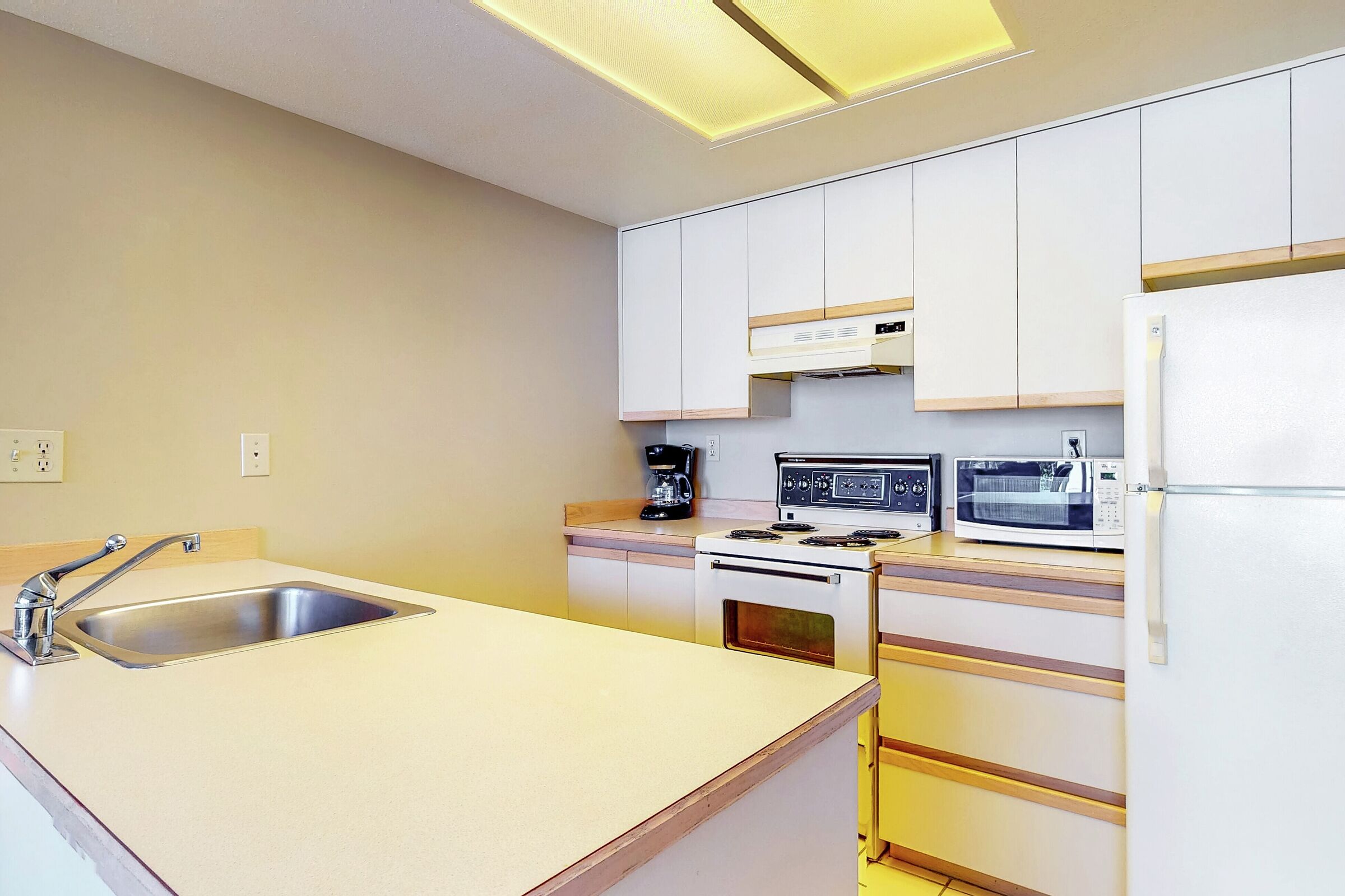 #422 - Kitchen