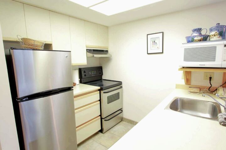 #303 - Kitchen