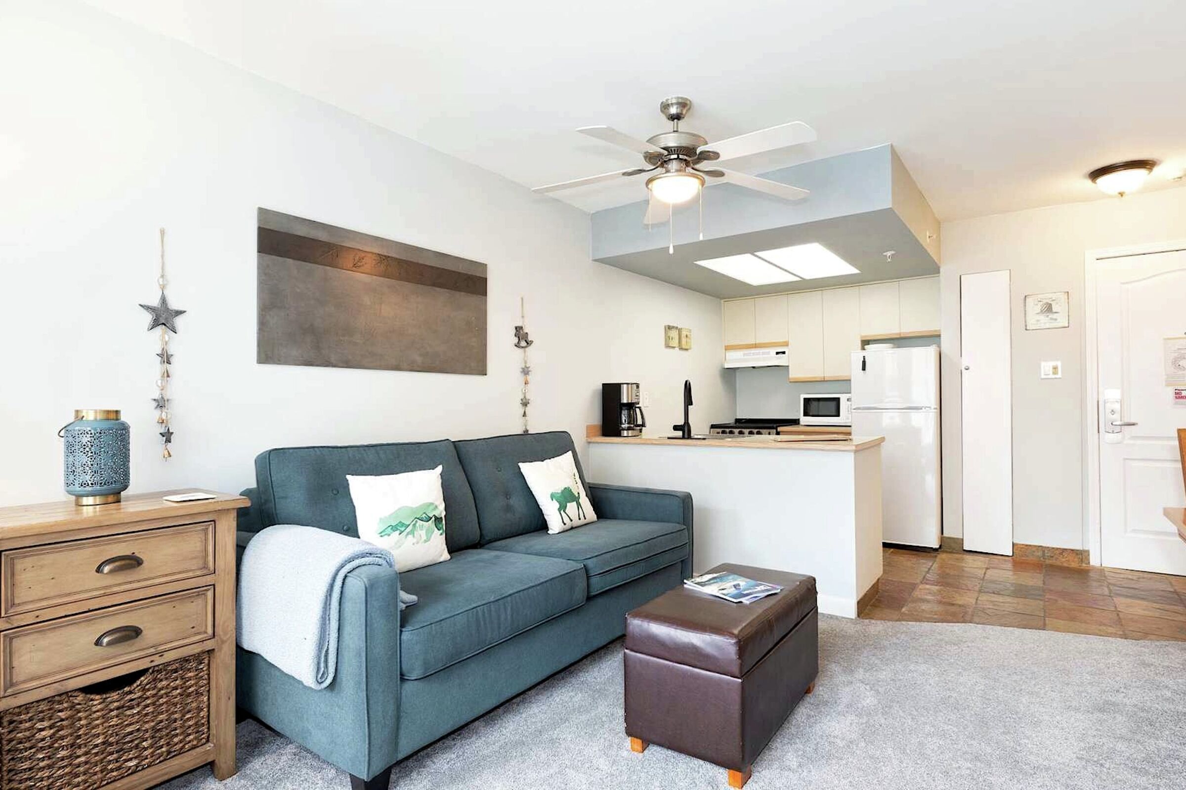 #421 - Living Area
