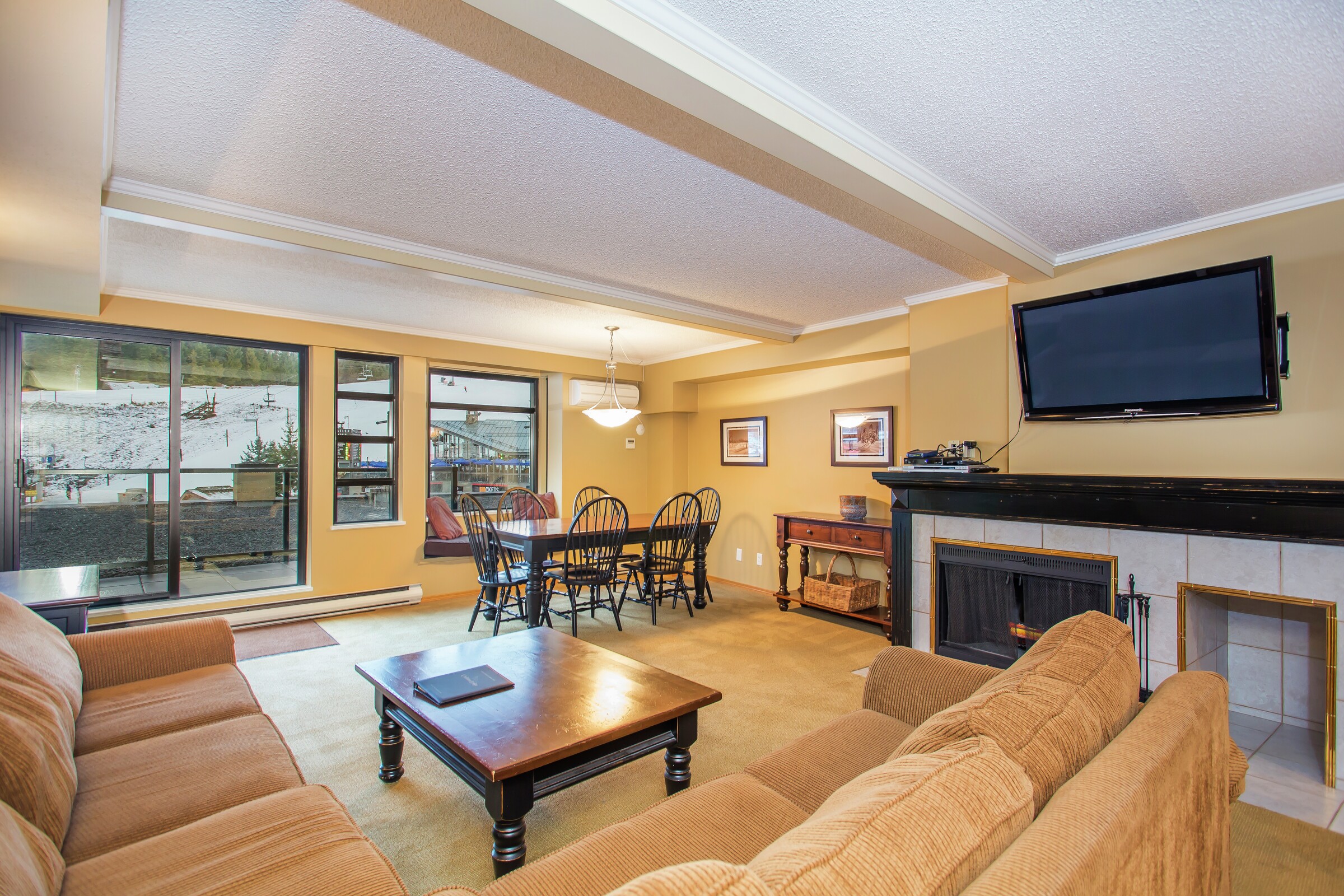 Living Room & Dining Room