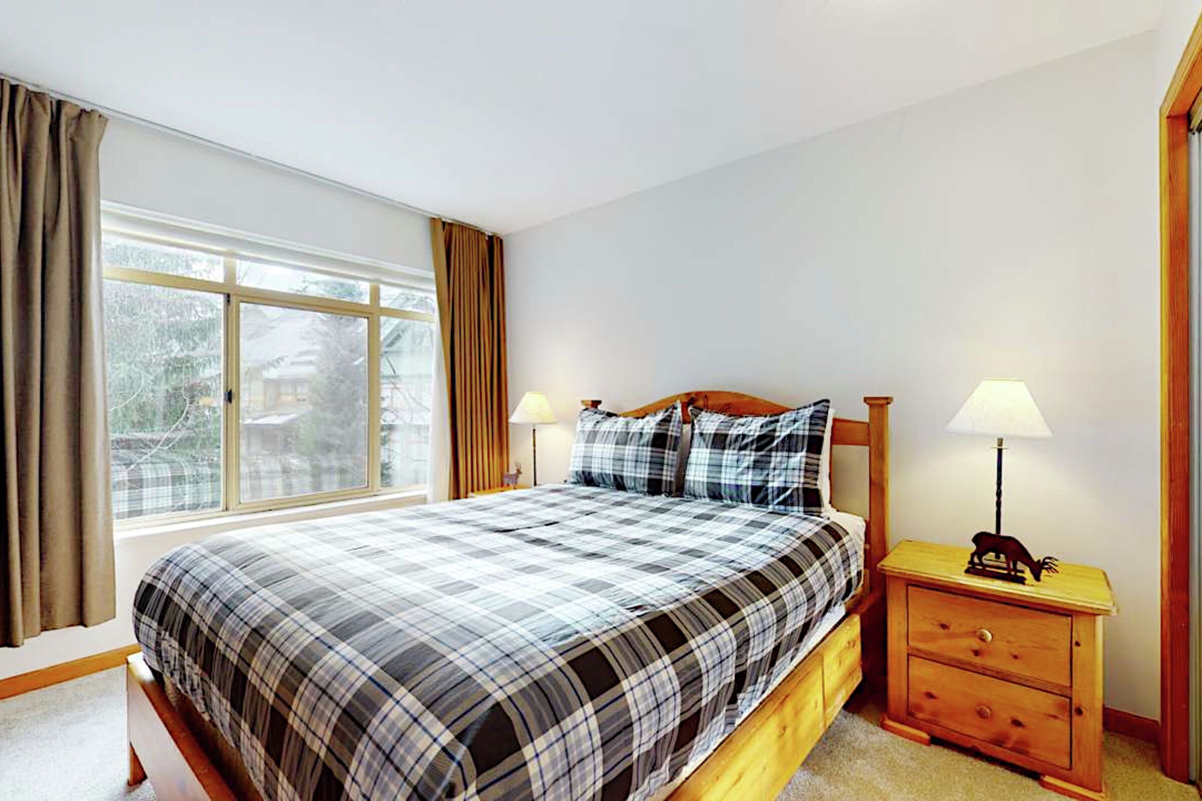 #101 - Master Bedroom