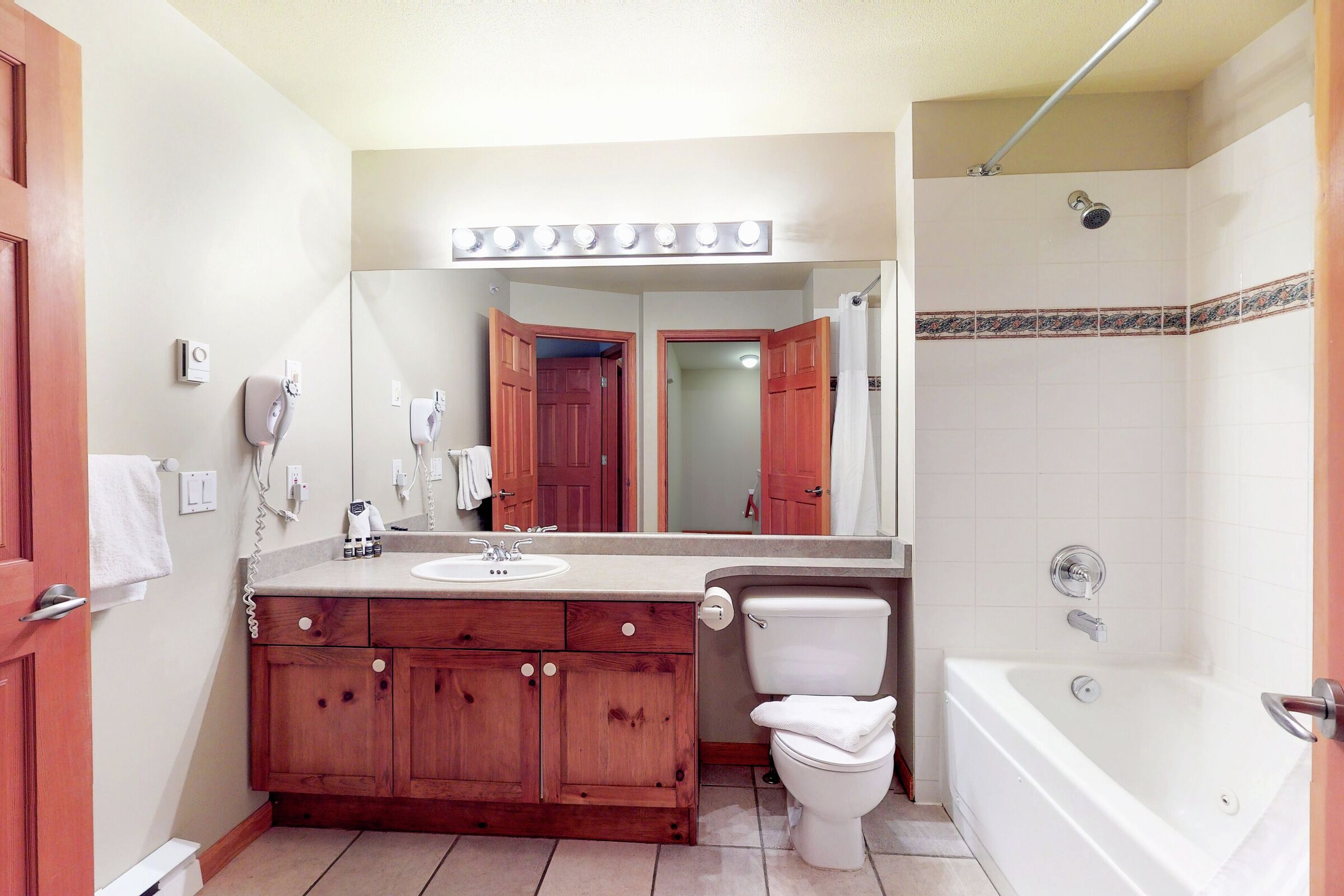 Master Ensuite Bathroom