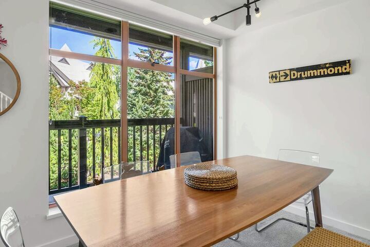 #11 - Dining Room