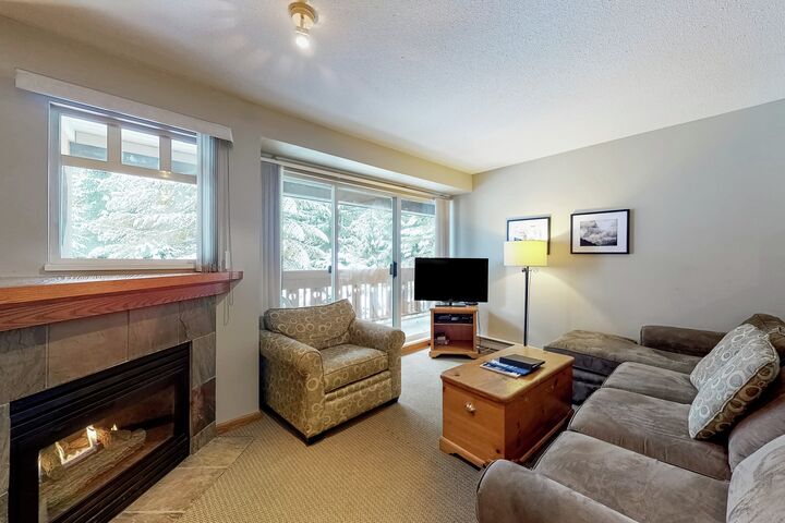 #05 - Living Area
