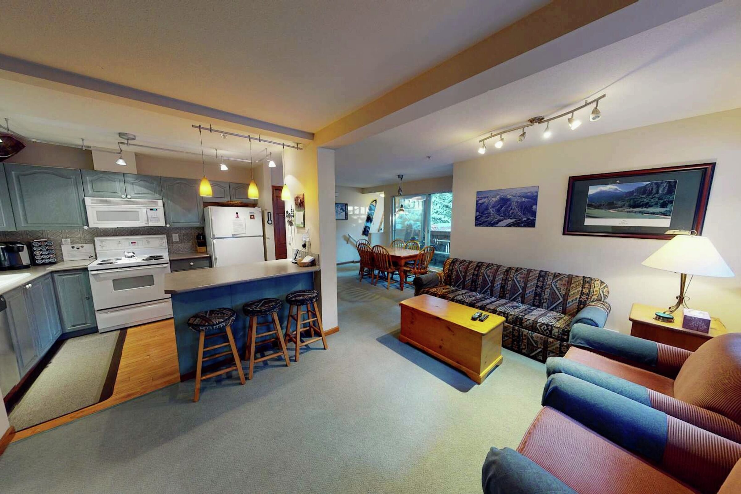 #24 - Living Area