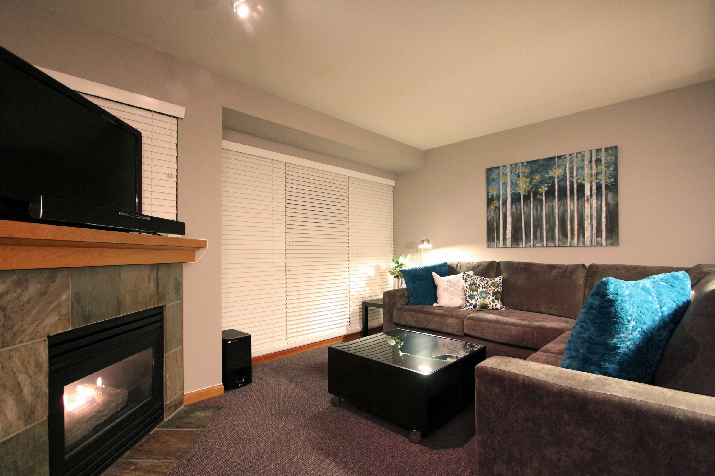 #50 - Living Room