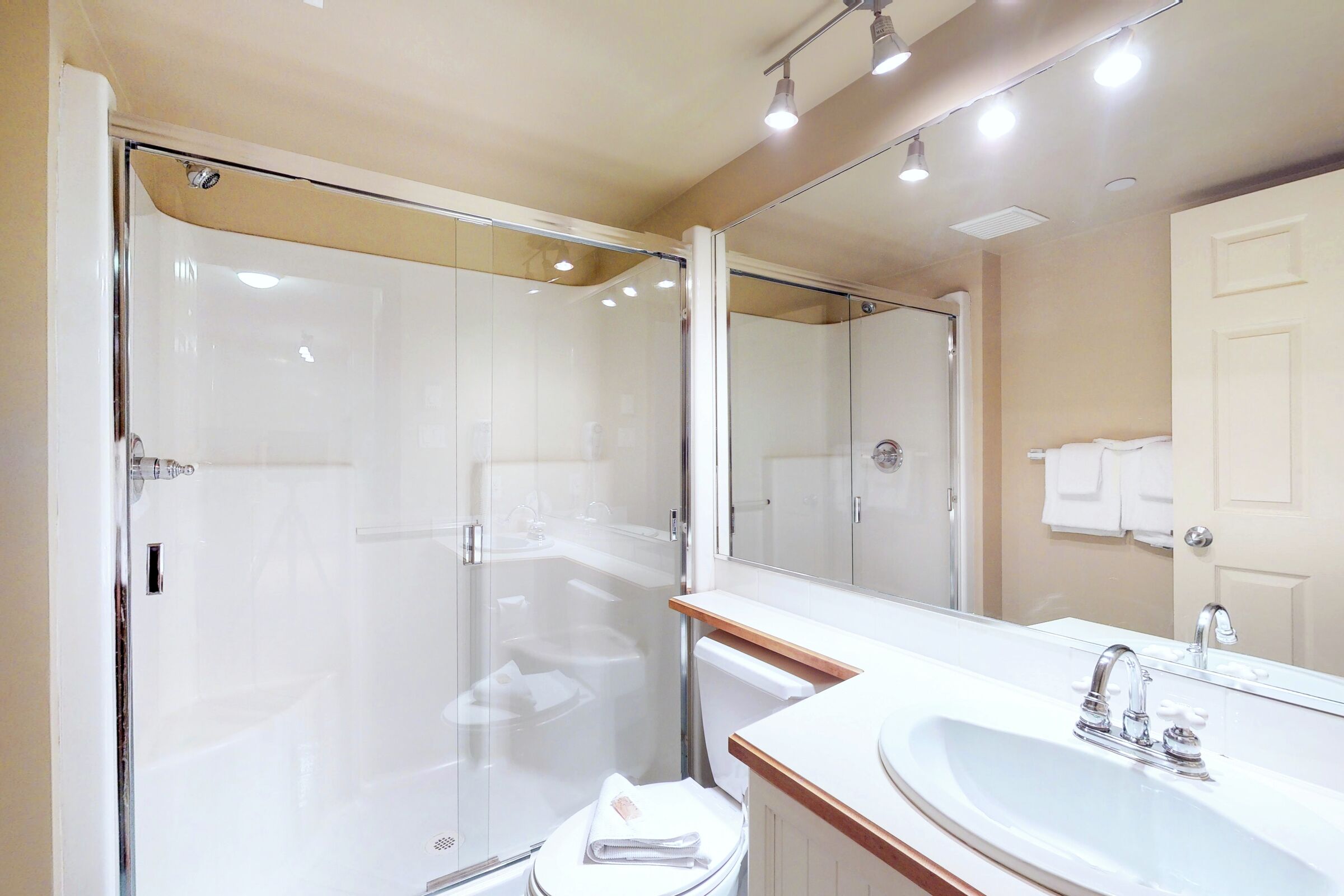 #263 - Bathroom