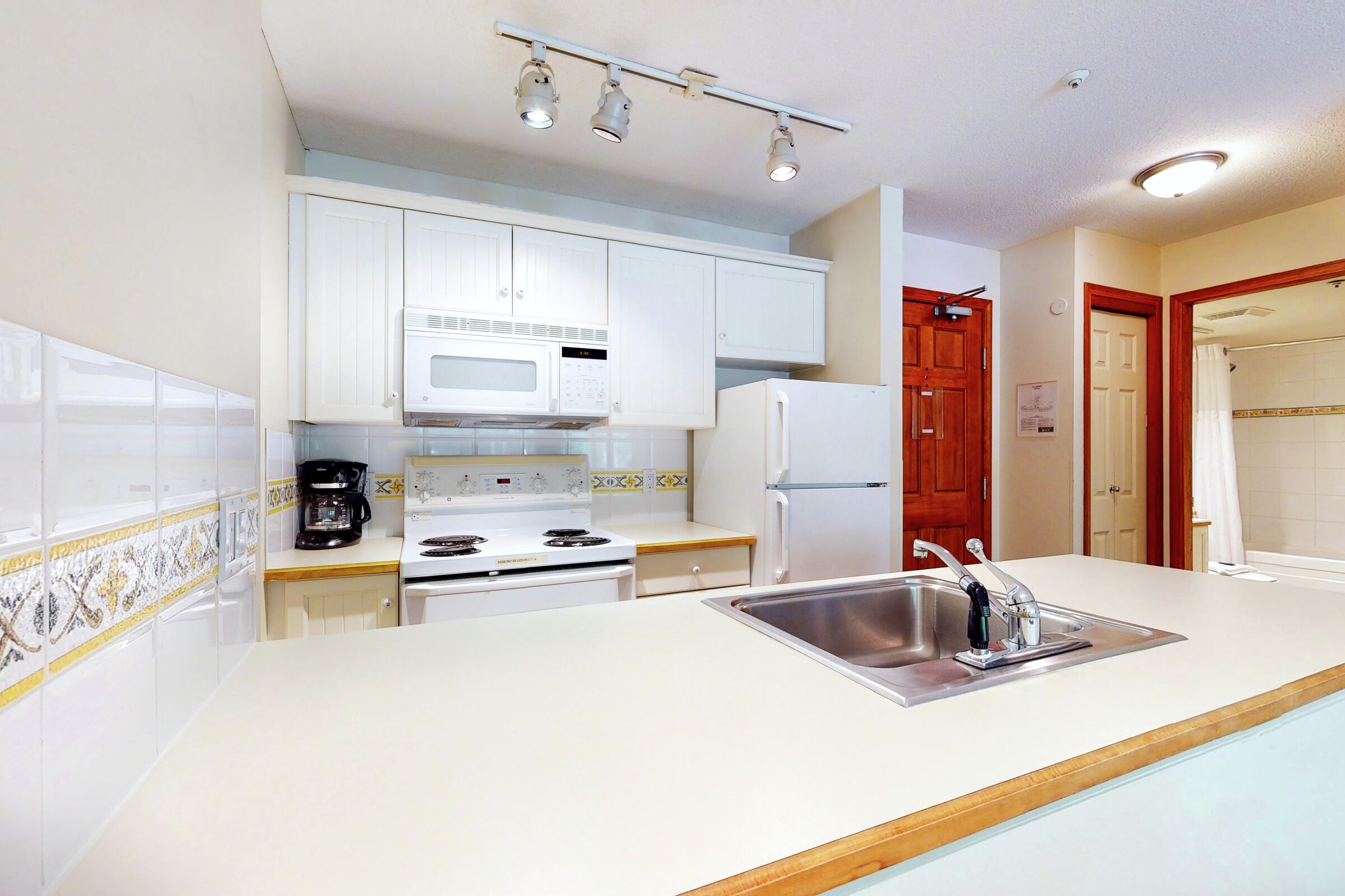 #133 - Kitchen