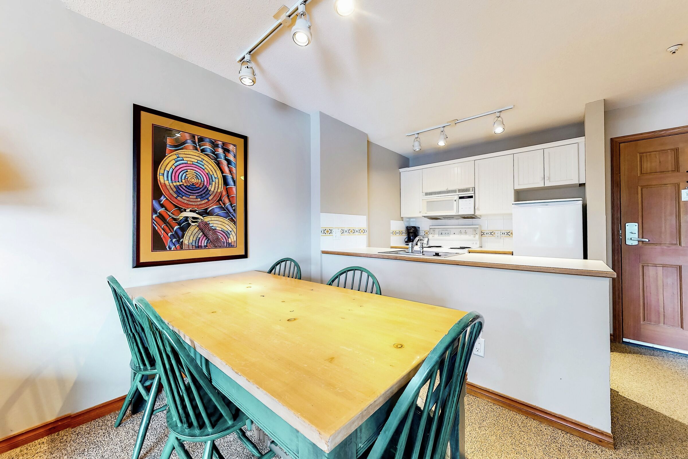 #211 - Dining Area & Kitchen