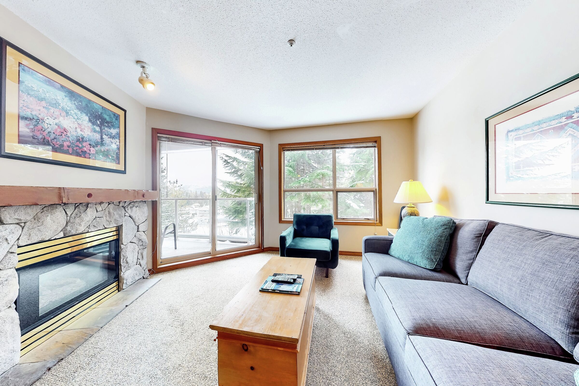 #211 - Living Area