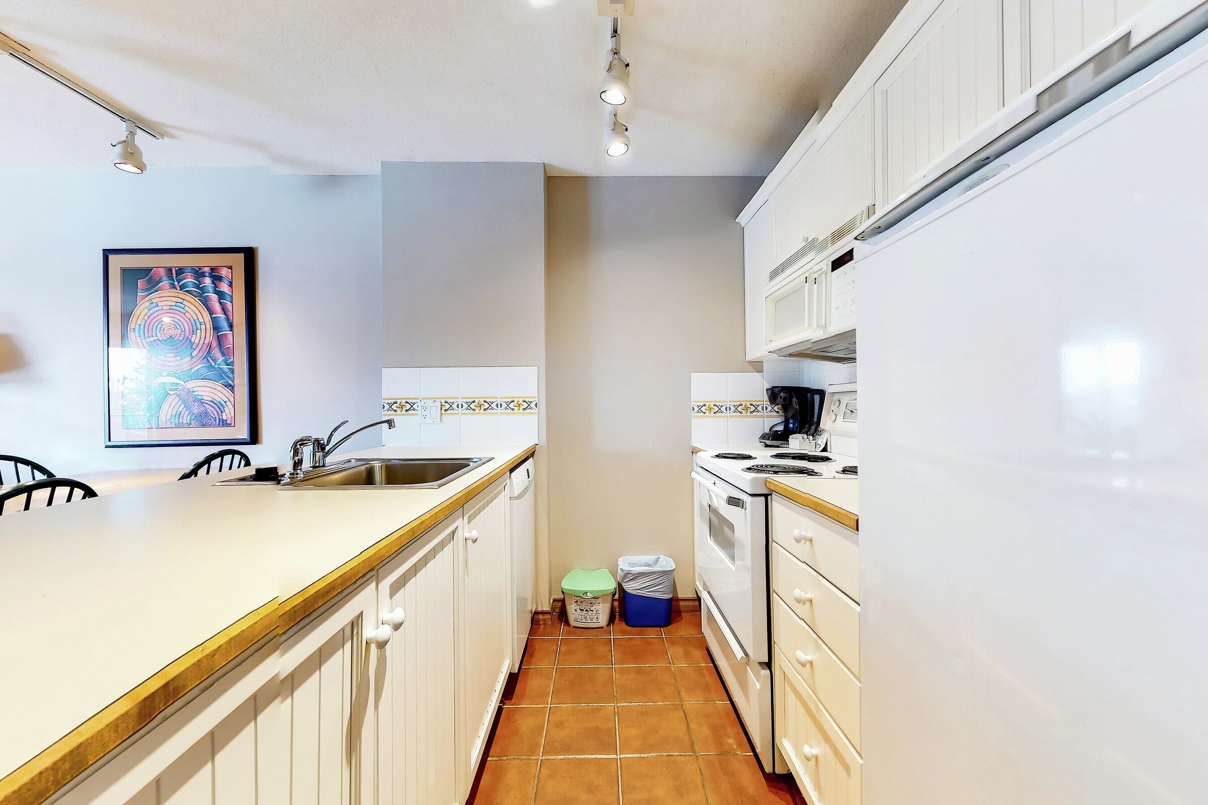 #211 - Kitchen