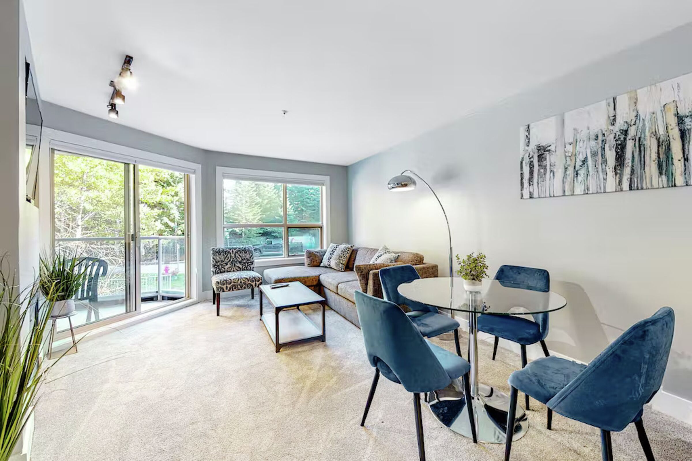 #233 - Living Room