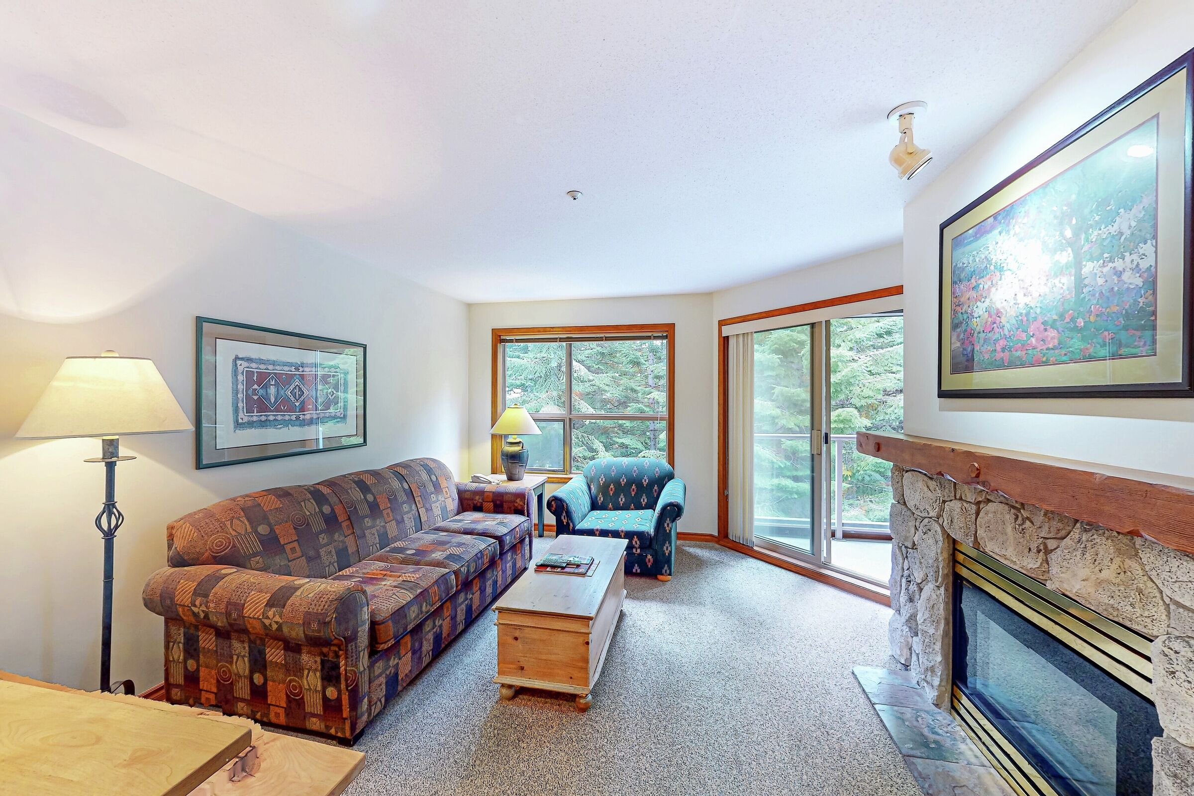 #329 - Living Area