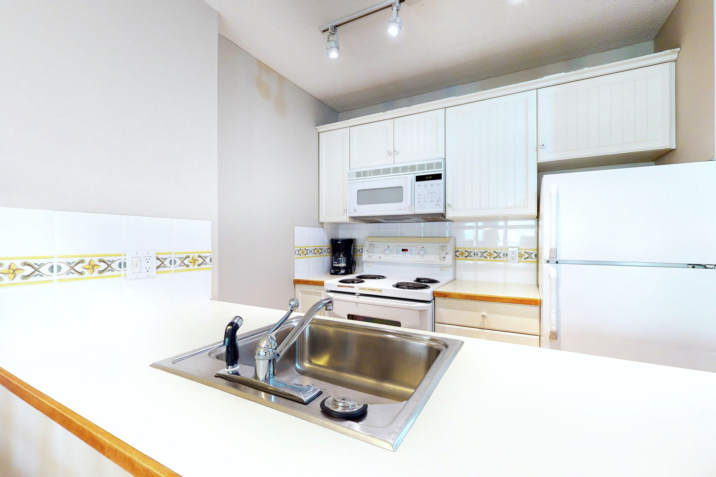#343 - Kitchen